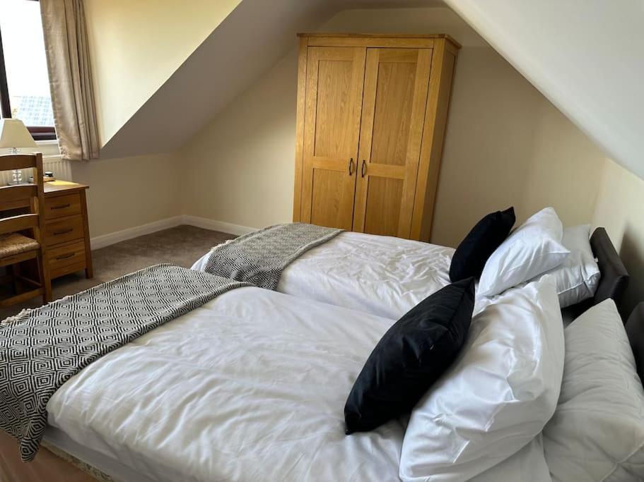 Offa'S Lodge Family Home Quiet Area With Sea Views Prestatyn Exterior foto
